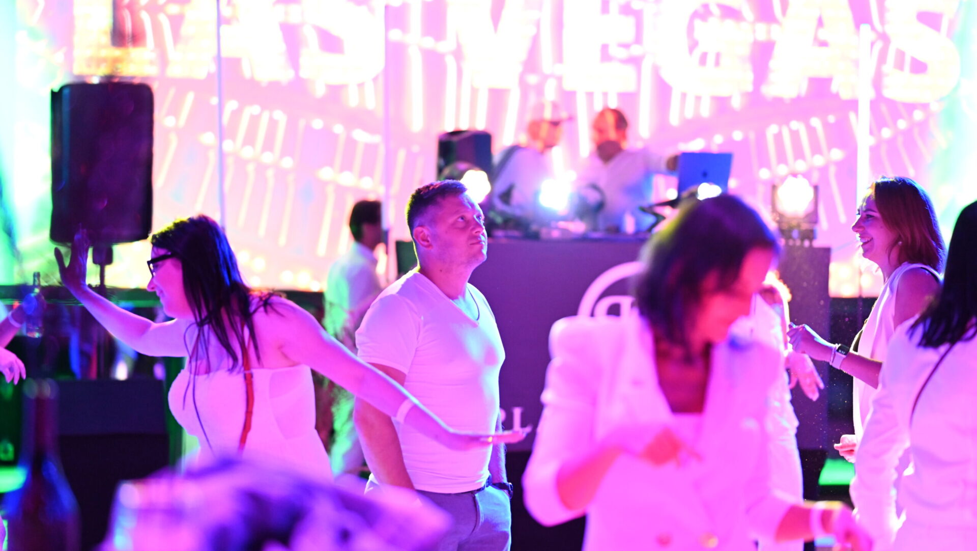 Las Vegas party with dancing people