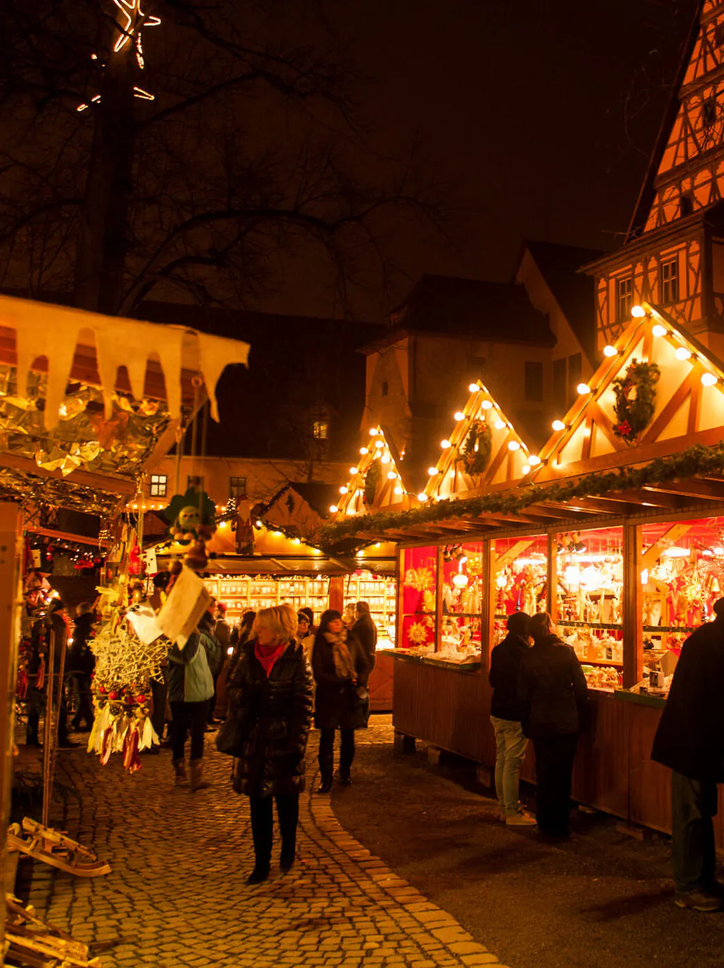 meiser altstadt brasserie dinkelsbuehl weihnachtsmarkt abends david haas hoch