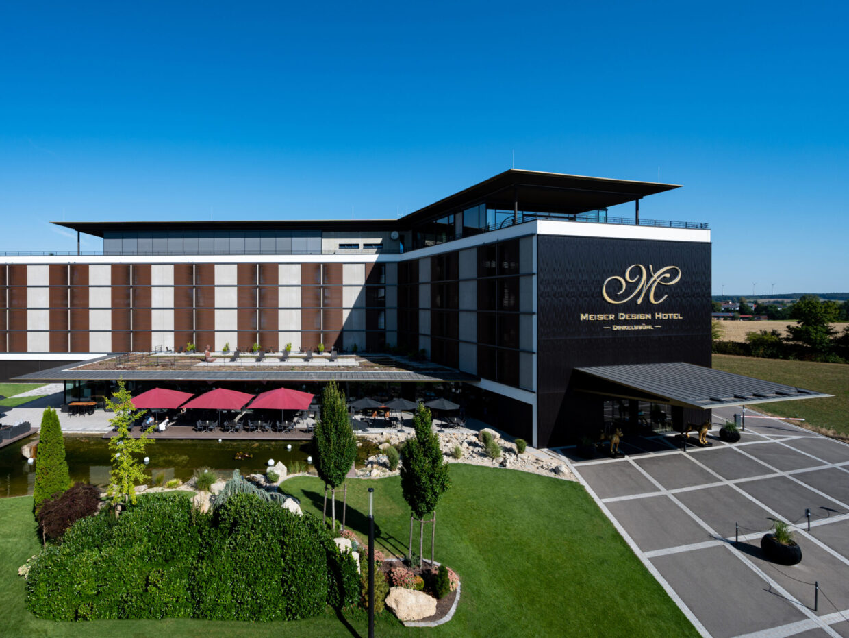 meiser design hotel dinkelsbuehl unterkunft für reisen quer